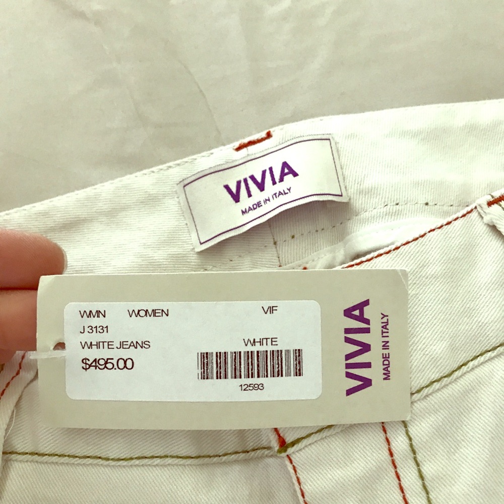 NWT VIVIA ITALIAN JEANS